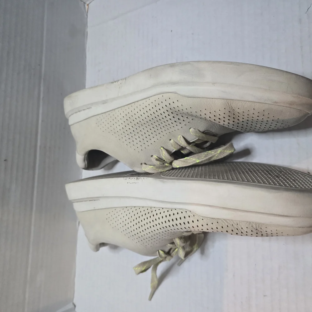 Men's White Cole Haan Shoes‎